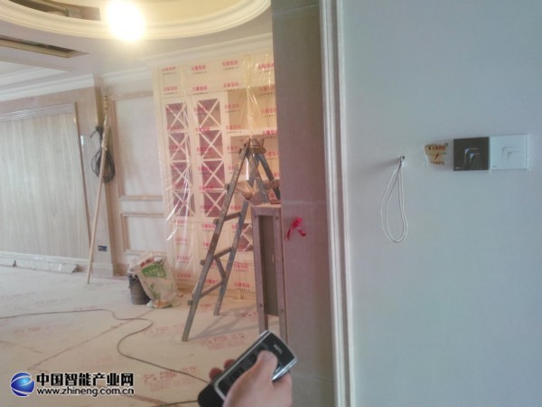 天驕峰景業(yè)主室內(nèi)裝修完成后將安裝KOTI智能家居控制系統(tǒng) 天驕峰景業(yè)主室內(nèi)裝修完成后將安裝KOTI智能家居控制系統(tǒng)